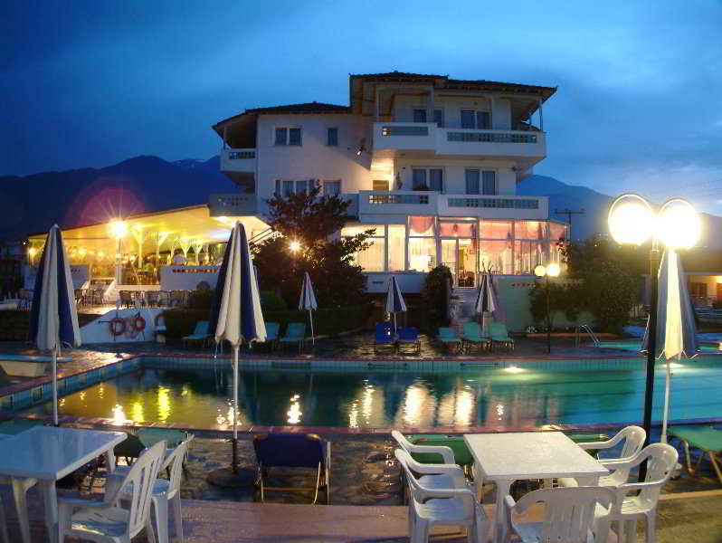 פלאקה ליטוחורו Great Alexander Hotel מראה חיצוני תמונה